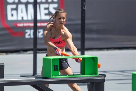 Une Journée Avec La Crossfitteuse Julie Foucher Wodnews