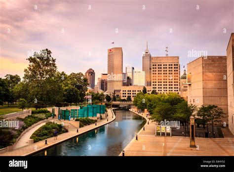 Indianapolis Skyline At Sunset Stock Photo Alamy