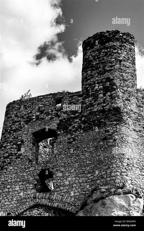 Medieval Castle Ruin Details Stock Photo Alamy