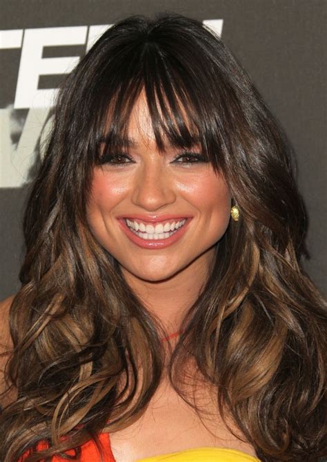 Whether you have long hair or a more medium length, you can capture the essence of old hollywood glamour with a set of hot rollers. 18 Beautiful Long Wavy Hairstyles with Bangs - Hairstyles ...