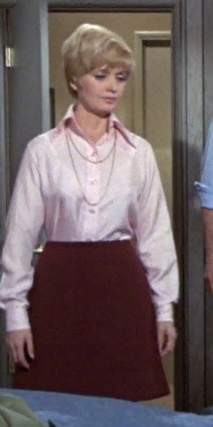 Pin By Cj Tuttle On Florence Henderson Florence Henderson Fashion Style