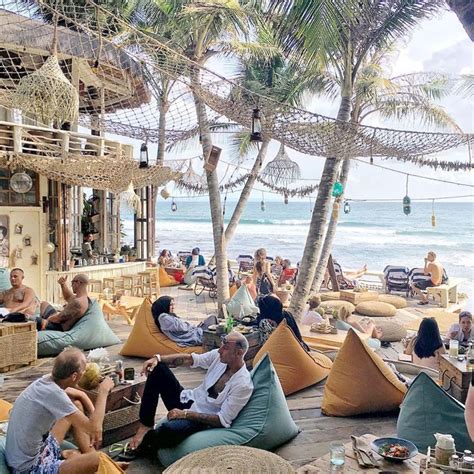 19 Beach Clubs In Bali With Great Swimming Pool And Free Entry Bali Beaches Beach Resorts