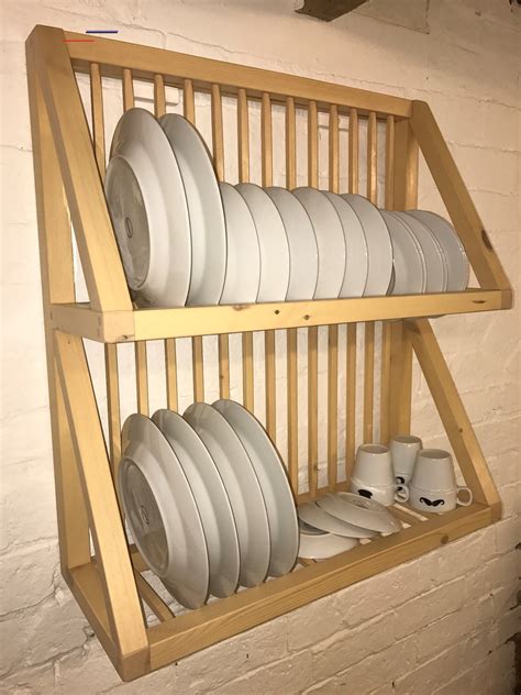 The Benefits Of Installing A Wall Mounted Kitchen Plate Storage Rack