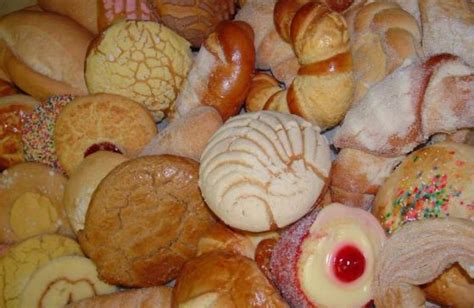 Pan Dulce Mexicano Mexican Bread Mexican Food Recipes Food