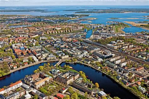Tourists Guide To Karlstad A Small Town By The Largest Lake In