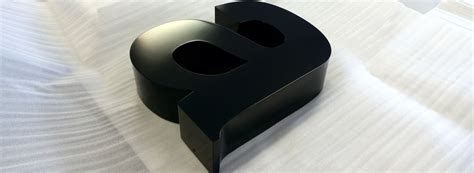 Looking for 3 d logo? 3D Buchstaben in München - 3D Logos - Wandbuchstaben