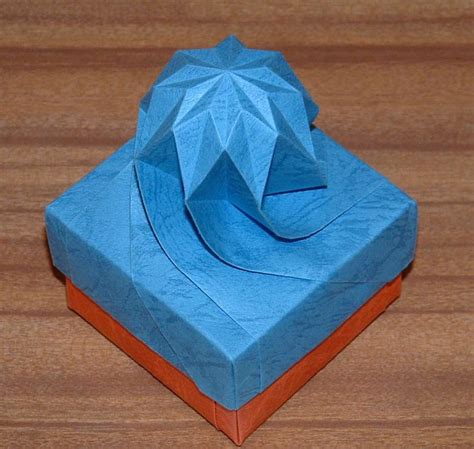 Cool Origami T Box 2019