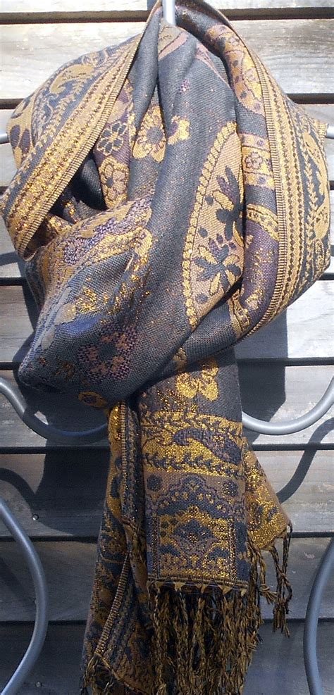 Festival Pashmina Gray Beige And Gold Paisley Pashmina Mother Of The
