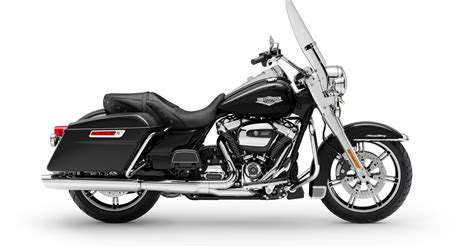 When the idea of creating a limited production run of models came to be, assembly line time and excess parts were unavailable for the custom production effort. 2020 Harley-Davidson Road King | Motorcycle Cruiser