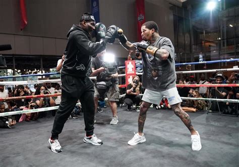 Photos Gervonta Davis Shows Off Moves At Open Workout Boxing News