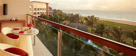 Honeymoon Hotels In Negombo Premium Rooms At Sentido Heritance Negombo