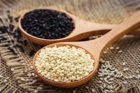 Differences Between Black Sesame And Natural White Sesame Seeds Hl Agro