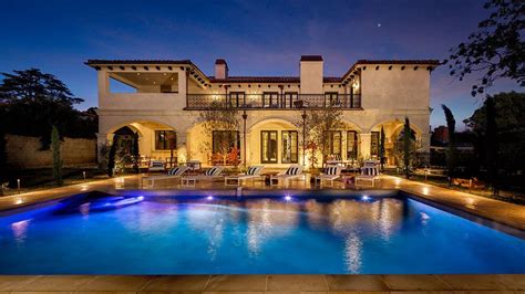 Inside A 33 Million Beverly Hills Mansion Retreat Thats Walking