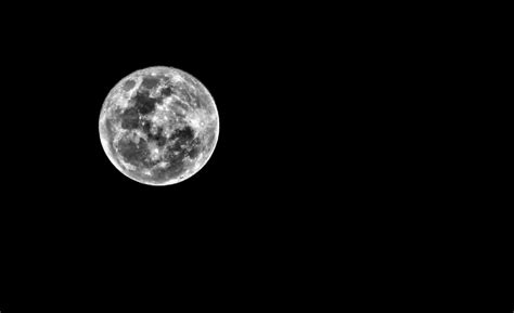 Moon Photography Tutorial Capture Surface Details With A 55 200mm Lens