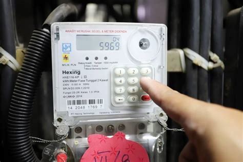 Nomor whats app (wa) pln untuk mendapatkan token listrik gratis bulan januari 2021 dapat anda temukan kami pastikan pemberian stimulus ini tepat sasaran, khusus kategori rumah tangga sesuai data syarat dapat listrik gratis 2021. 3 Cara Mudah Klaim Token Gratis PLN Februari 2021 dan ...