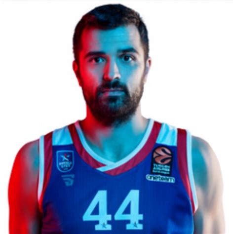 Krunoslav kruno simon (born june 24, 1985) is a croatian professional basketball player for anadolu efes of the turkish basketball super league and the euroleague. Krunoslav Simon, Basketball player | Proballers