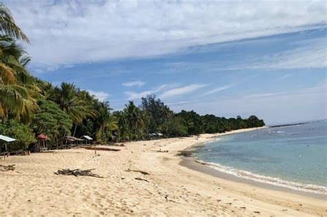 🏖 7 Pantai Di Papua Yang Paling Indah And Terkenal