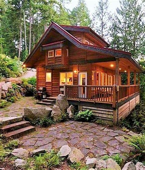 Adorable 70 Suprising Small Log Cabin Homes Design Ideas