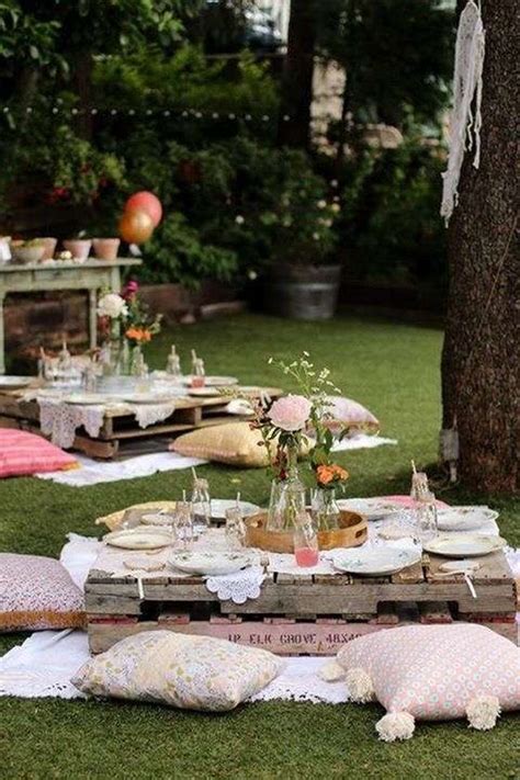 Summer Outdoor Picnic Wedding Ideas