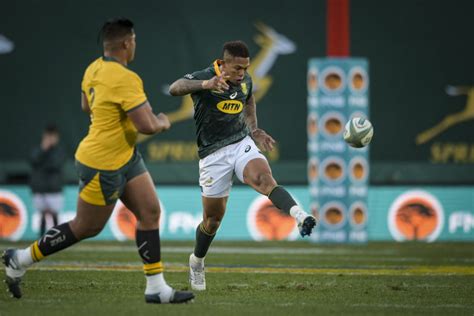 South african boss rassie erasmus says his side will not take the knee during the upcoming british and irish lions tour. Elton Jantjies has Bok backing, Rassie hails flyhalf depth