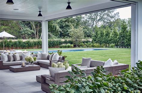 This Hamptons Beach House Is What Summer Dreams Are Made Of Domino