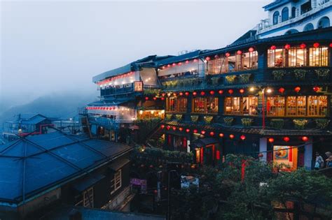Jiufen Taiwan A Complete Guide 2023 — Chris Byrne Travel Photographer