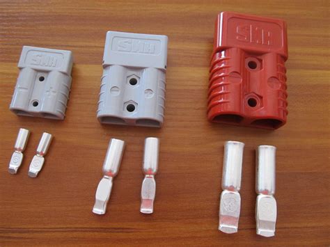 China Heavy Duty Power Connectors 6 Awg 50a 175a 350a 2 Pin Electric Wire Disconnect