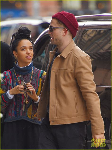 Robert Pattinson And Fka Twigs Get In Some Quality Time In New York City Photo 3238730 Fka