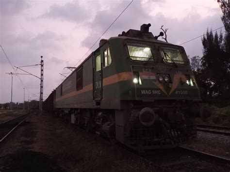 Find flights from mangalore (ixe) to kozhikode (ccj) rs. mangalore first electric loco train operates from panambur ...