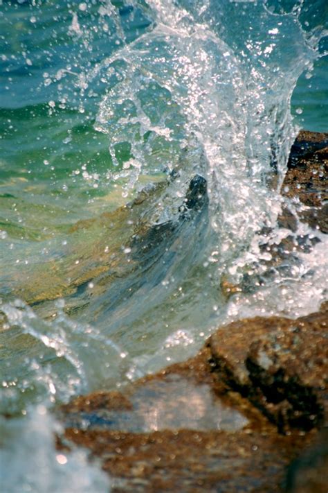 45 Incredible Roundup Of Splashing Water Waves Photography Tutorialchip