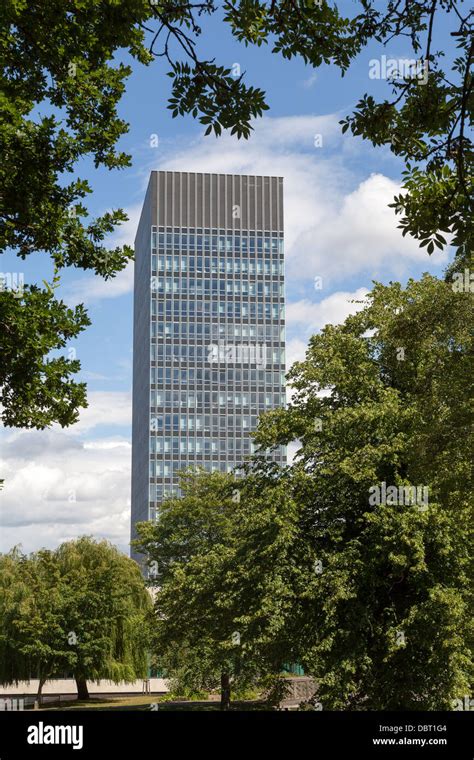 The Arts Tower Of Sheffield University From Weston Park Stock Photo Alamy