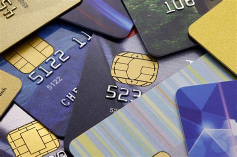 With a typical credit card, using a high percentage of your available credit limit could negatively impact 14.08.2020 · the chime credit builder visa secured credit card, for example, requires no credit check to apply and no minimum security deposit. Secured Card Choice | Can Secured Credit Cards Become Unsecured?