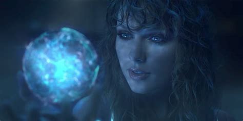 Watch Taylor Swifts New “ready For It” Video Taylor Swift Music Videos Taylor Swift