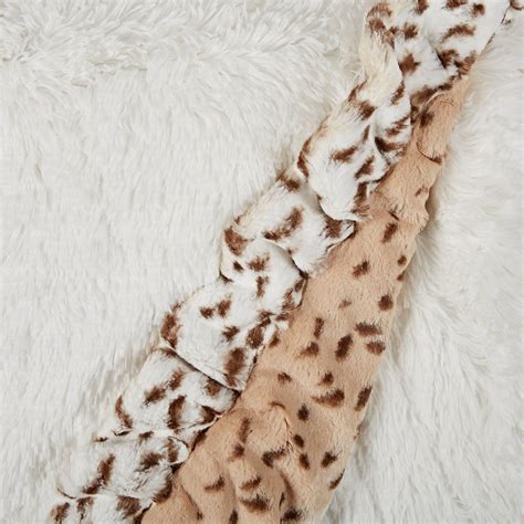 Bessie And Barnie Pet Blanket Xlarge Snow Whitesnow Leopard With