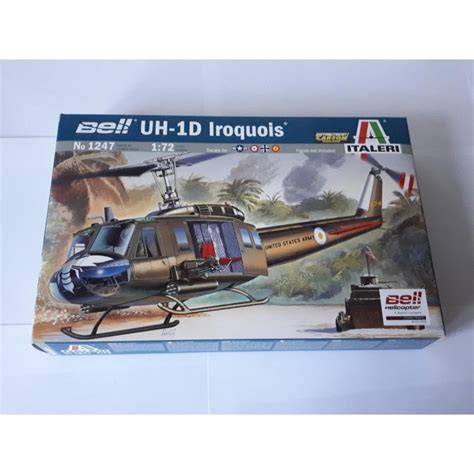 Models Kits Italeri 040 1 72 Scale Model Helicopter Kit Vietnam War U