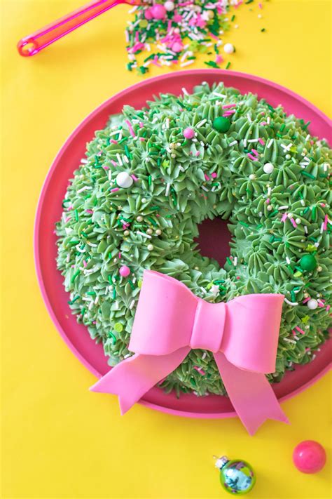The kind of cake you don't even want to cut into because it is so beautiful. Festive Wreath Bundt Cake for Christmas Entertaining ...