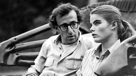Klassikkoelokuva Manhattan Varioi Woody Allenin Perusteemoja
