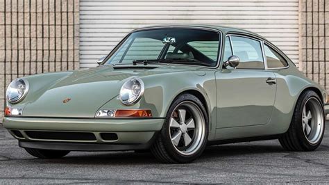 Singer S Latest Reimagined 911 Is Sexy Time Tcg The Chicago Garage