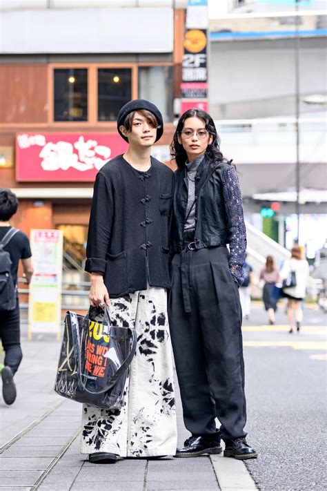 The Best Street Style At Tokyo Fashion Week Spring Vogue Denim Street Style Tokyo Street