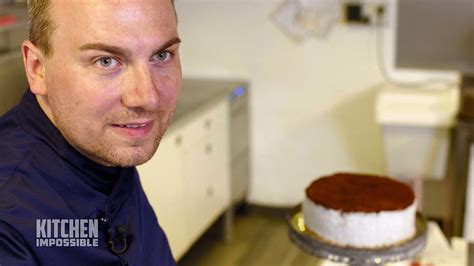 Am sonntagabend hieß es bei kitchen impossible tim mälzer gegen steffen henssler. Kitchen Impossible 2017: Tim Raue muss in Italien eine Torte backen