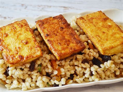Easy Crispy Baked Tofu Over Barley The Jewish Vegan