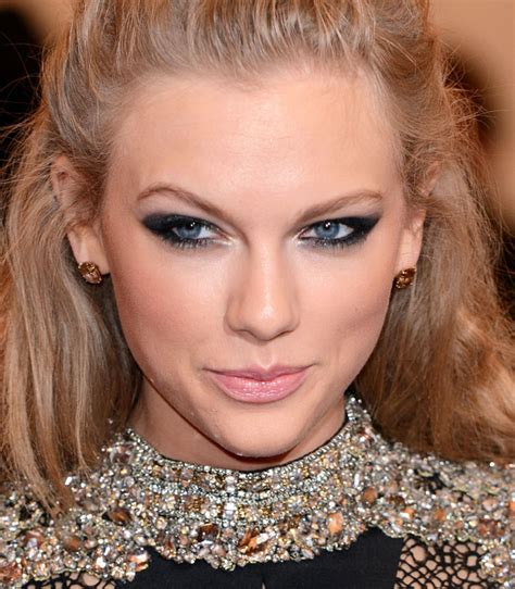Taylor Swift Makeup Kit Saubhaya Makeup