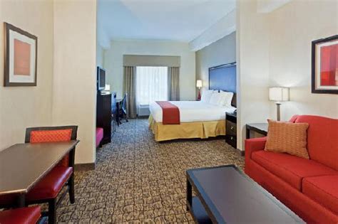 King Suite Picture Of Holiday Inn Express And Suites Alexandria Fort