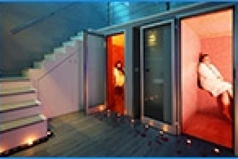 Le differenze tra la sauna a raggi infrarossi ed il bagno turco sono prima di tutto sul tipo di calore erogato. Differenza fra sauna e bagno turco - SUOMISAUNA