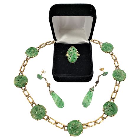 walter lampl carved jade necklace 14 karat gold setting circa 1920s at 1stdibs walter lampl