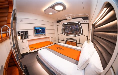 Room Tour Star Wars Galactic Starcruiser Cabin Photos And Video Disney