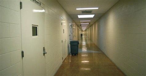 Santa Maria Juvenile Hall Youth Tests Positive For Covid 19 Crime And