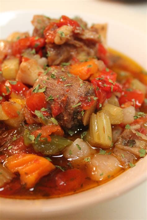 It's easy to cook, tender and juicy. Slow Cooked Oxtail Stew Recipe | Oxtail recipes, Oxtail ...