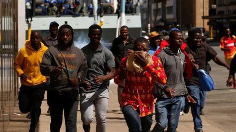 Zimbabwe Police Arrest Mdc Activists As Violence Rocks Chitungwiza