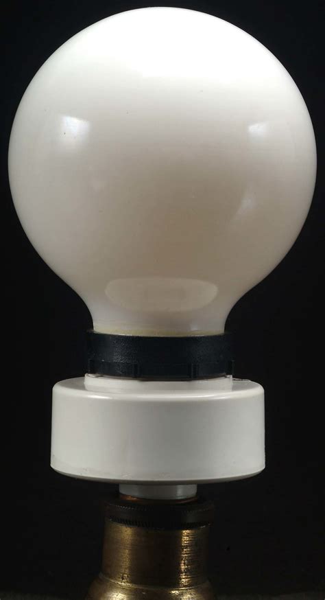 Modular Compact Fluorescent Lamp Smithsonian Institution